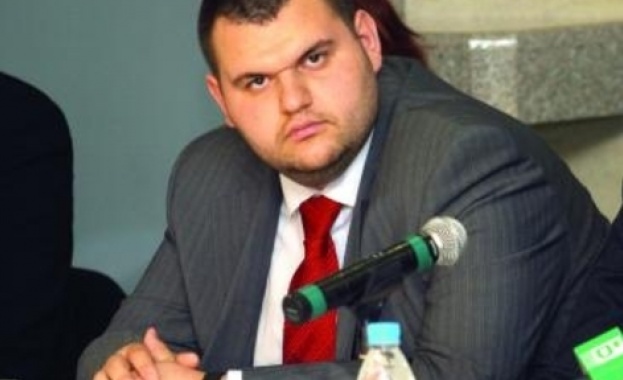 Народното събрание отмени решението си за Пеевски Народното събрание отмени решението си за Пеевски