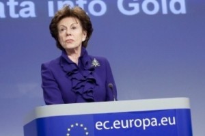 neli krus 300x199 Заместник председателят на Европейската комисия Нели Крус ще посети България на 20 септември 2012 г.