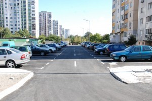oioio 300x200 Община Бургас изгради нов паркинг в комплекс „Славейков”