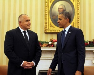 0312 pm obama 300x241 Премиерът Бойко Борисов се срещна във Вашингтон с президента на САЩ Барак Обама