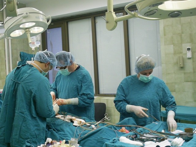 81 1024x768 Гигантска простата оперираха в МБАЛ Бургас
