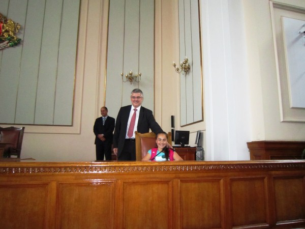 uchenici_parlament2